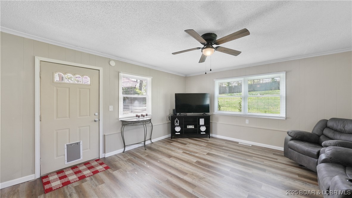 160 Bridgeview Drive