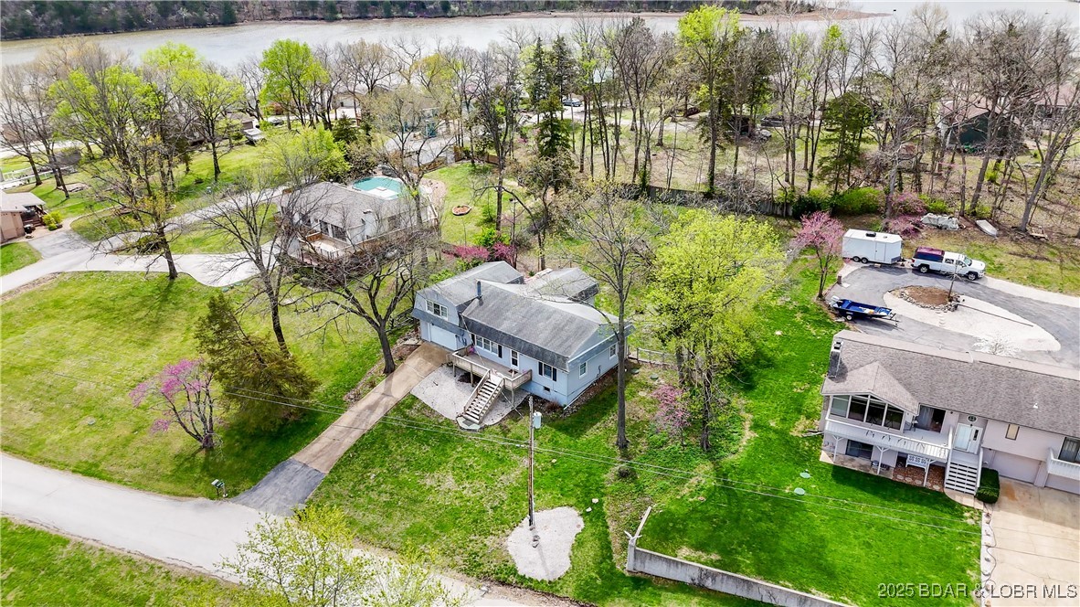 160 Bridgeview Drive