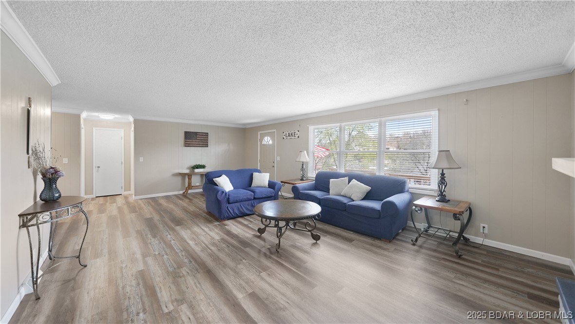 160 Bridgeview Drive