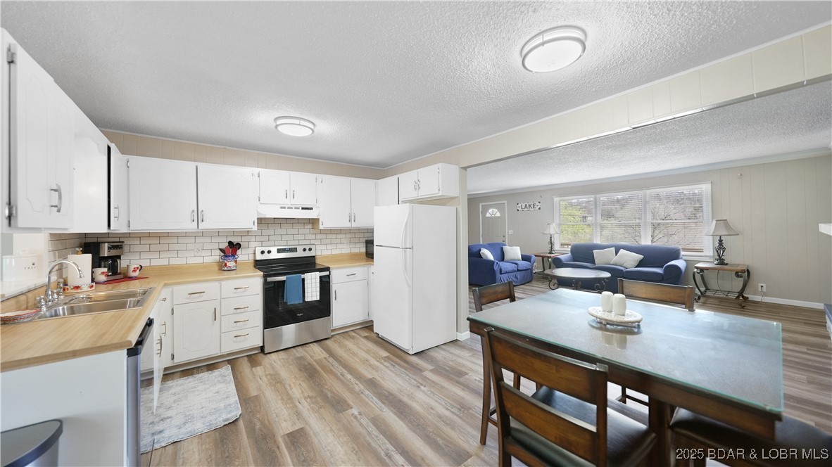 160 Bridgeview Drive