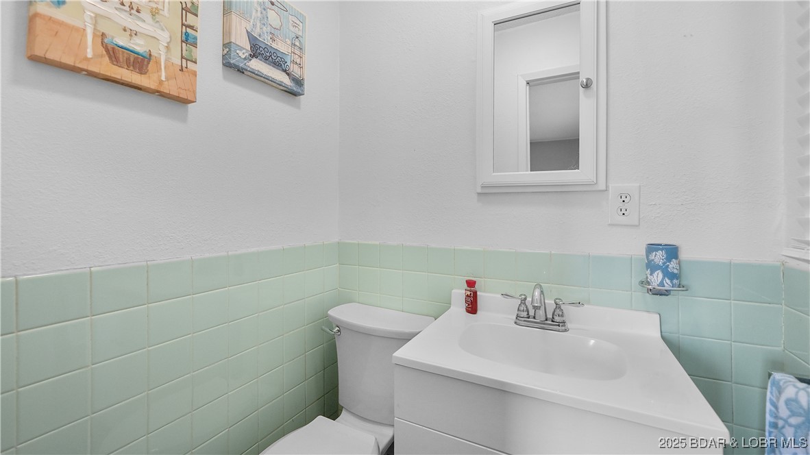 160 Bridgeview Drive