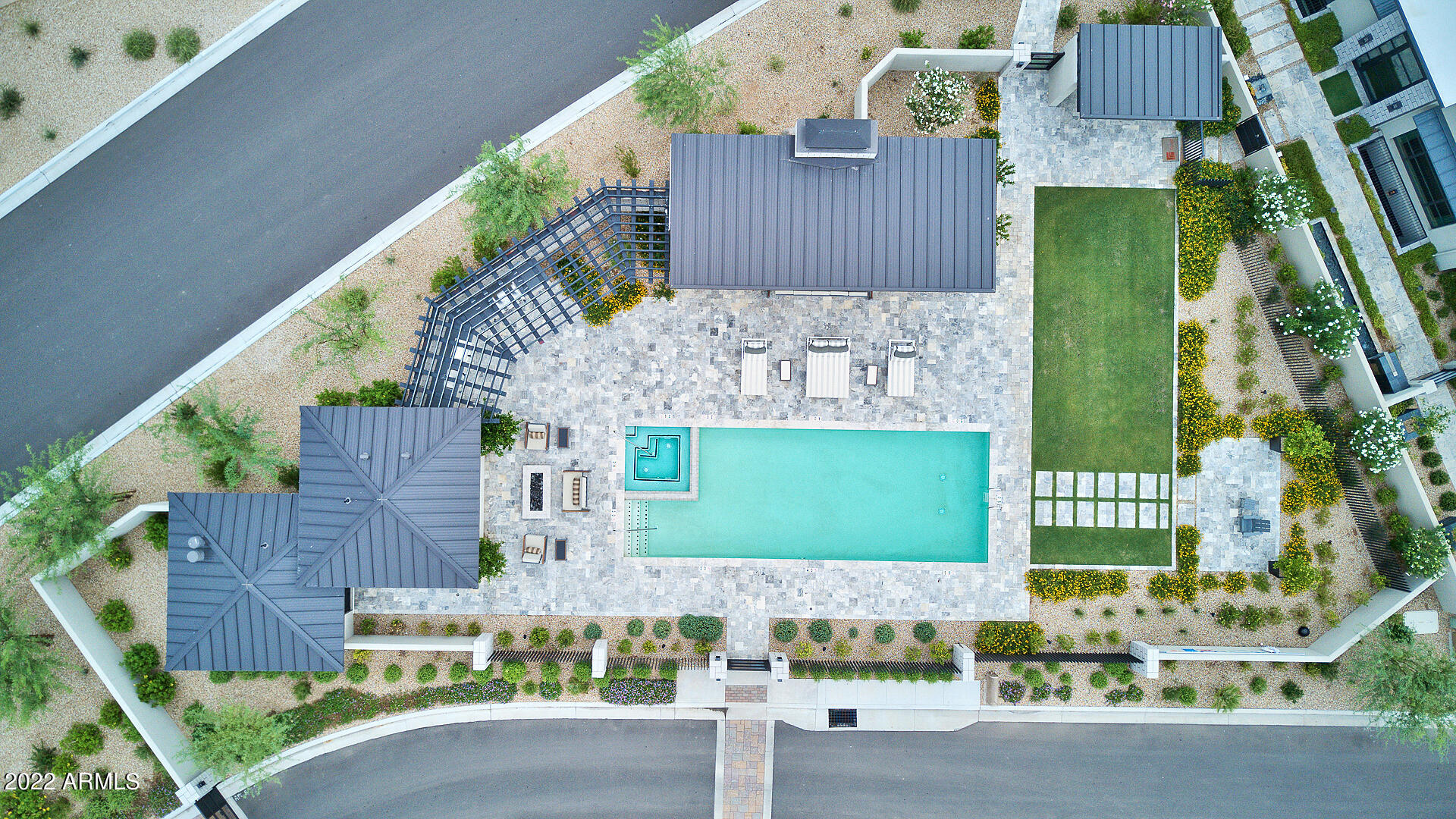 6296 N LOST DUTCHMAN Drive
