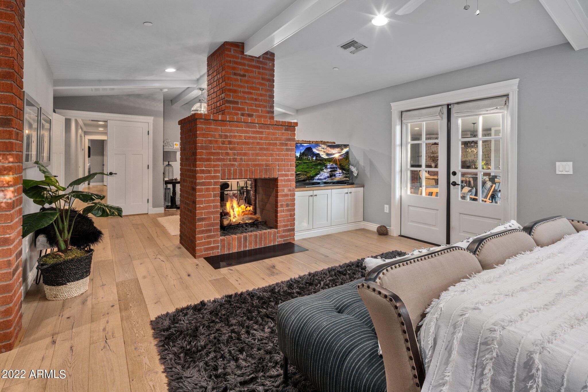 4230 N 69TH Street