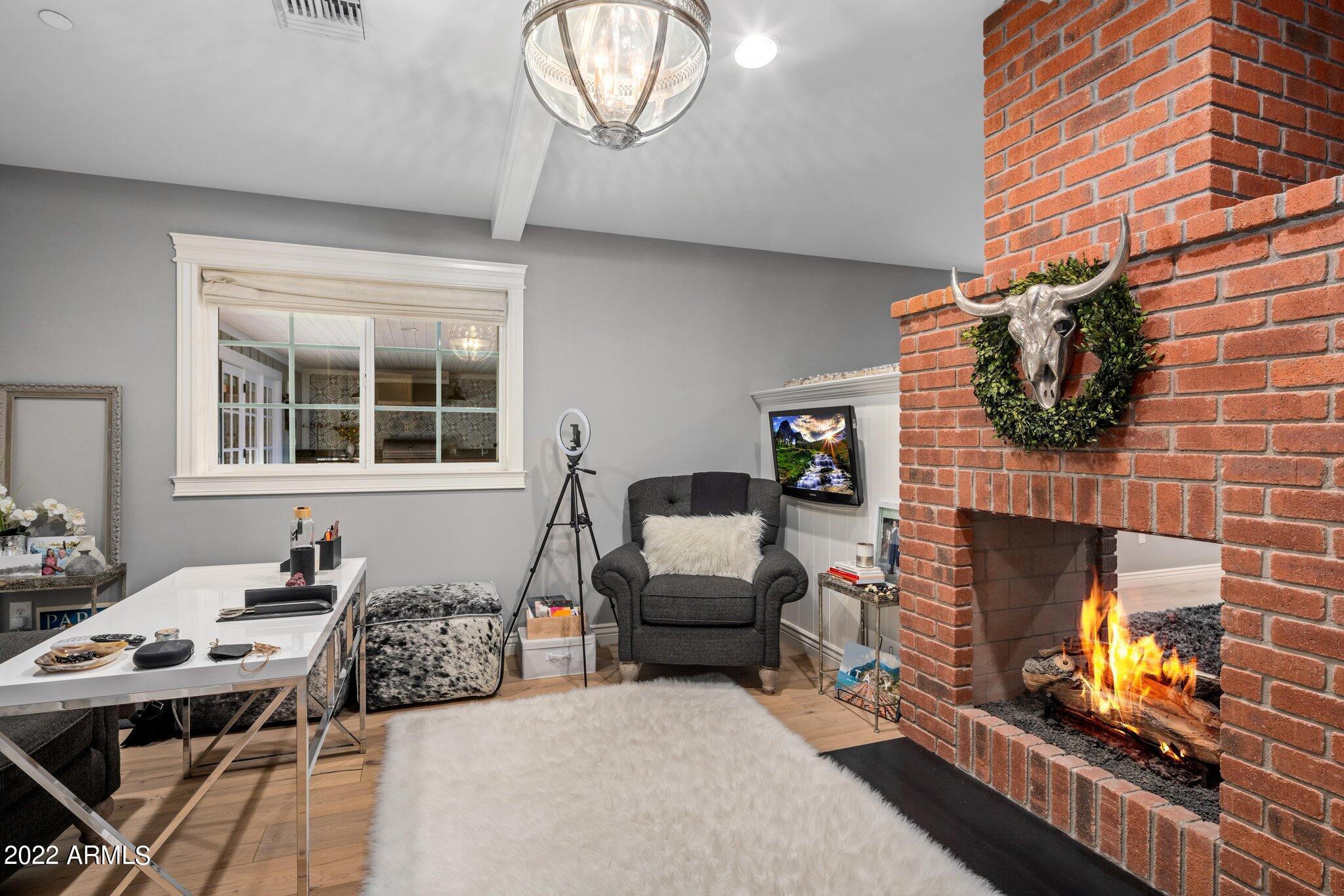 4230 N 69TH Street
