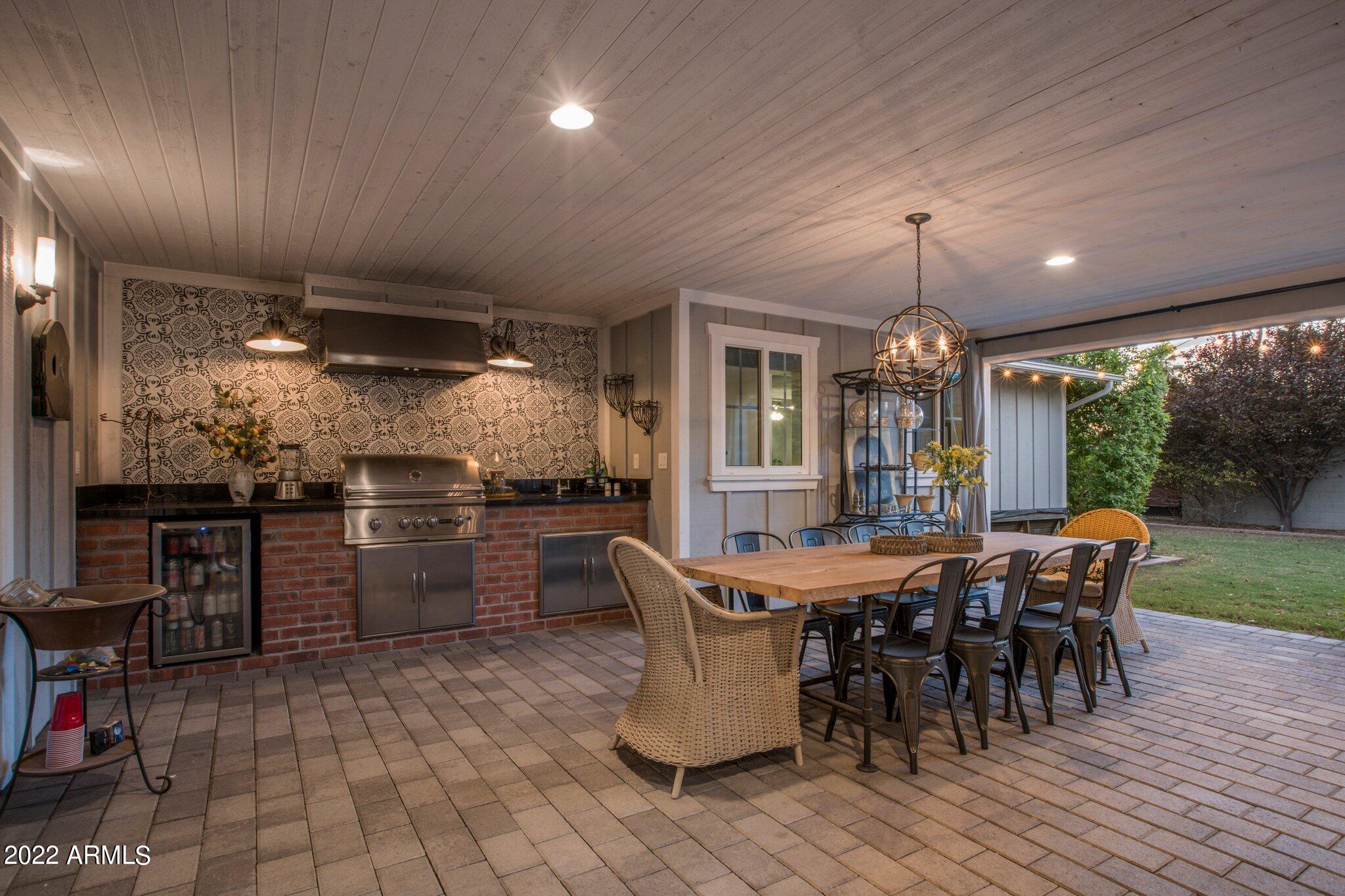 4230 N 69TH Street