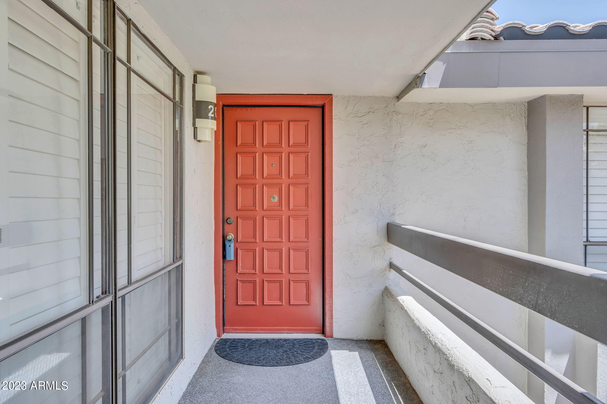 5209 N 24TH Street, 201