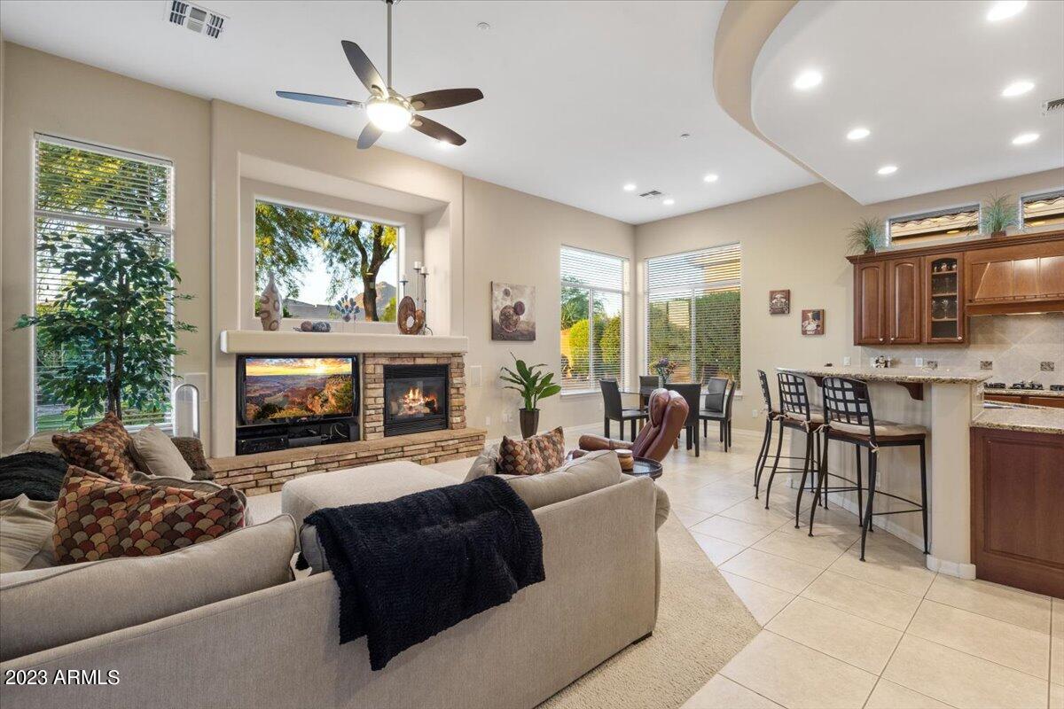 5892 E EVENING GLOW Drive