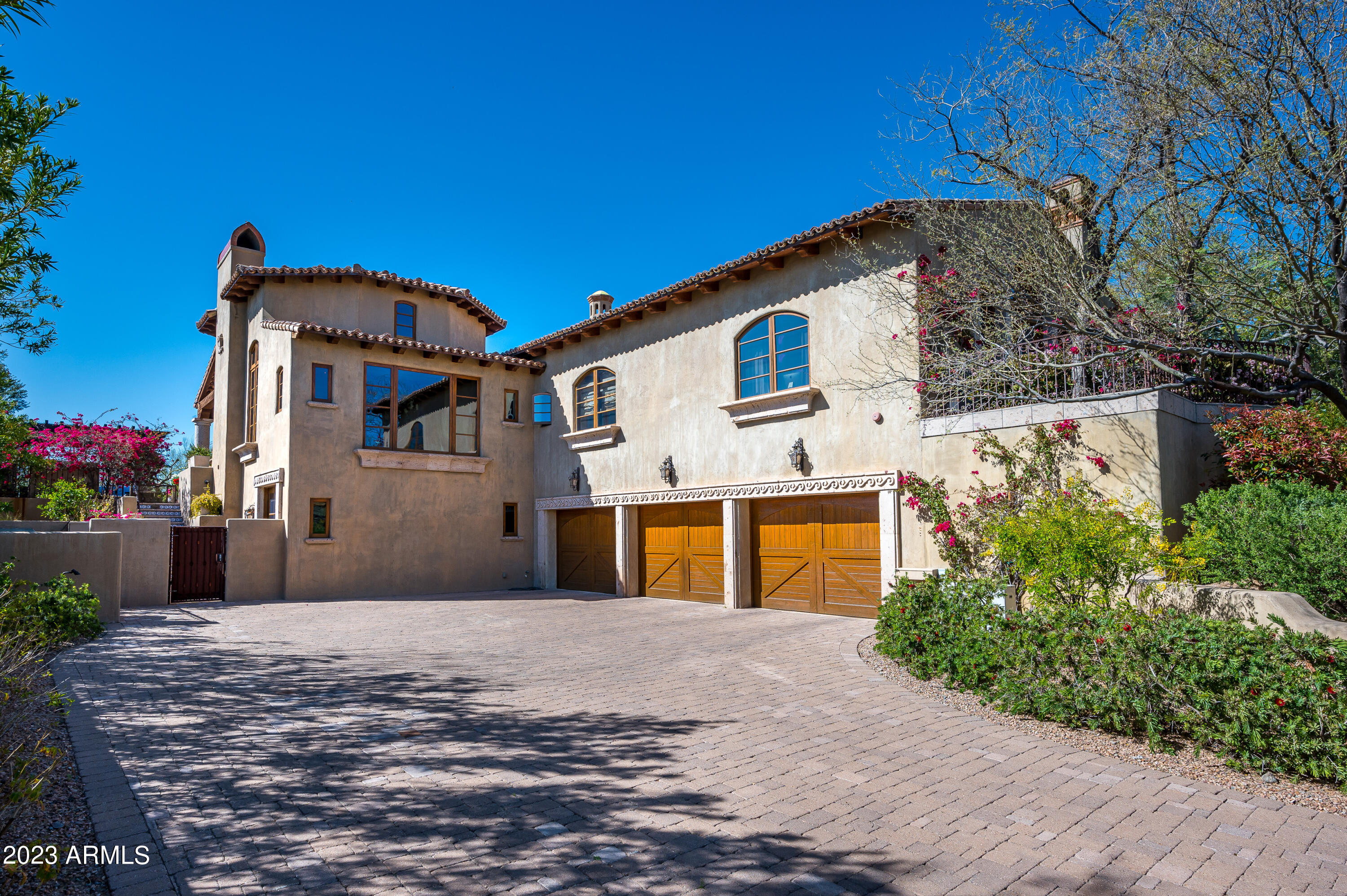 3900 E BETHANY HOME Road