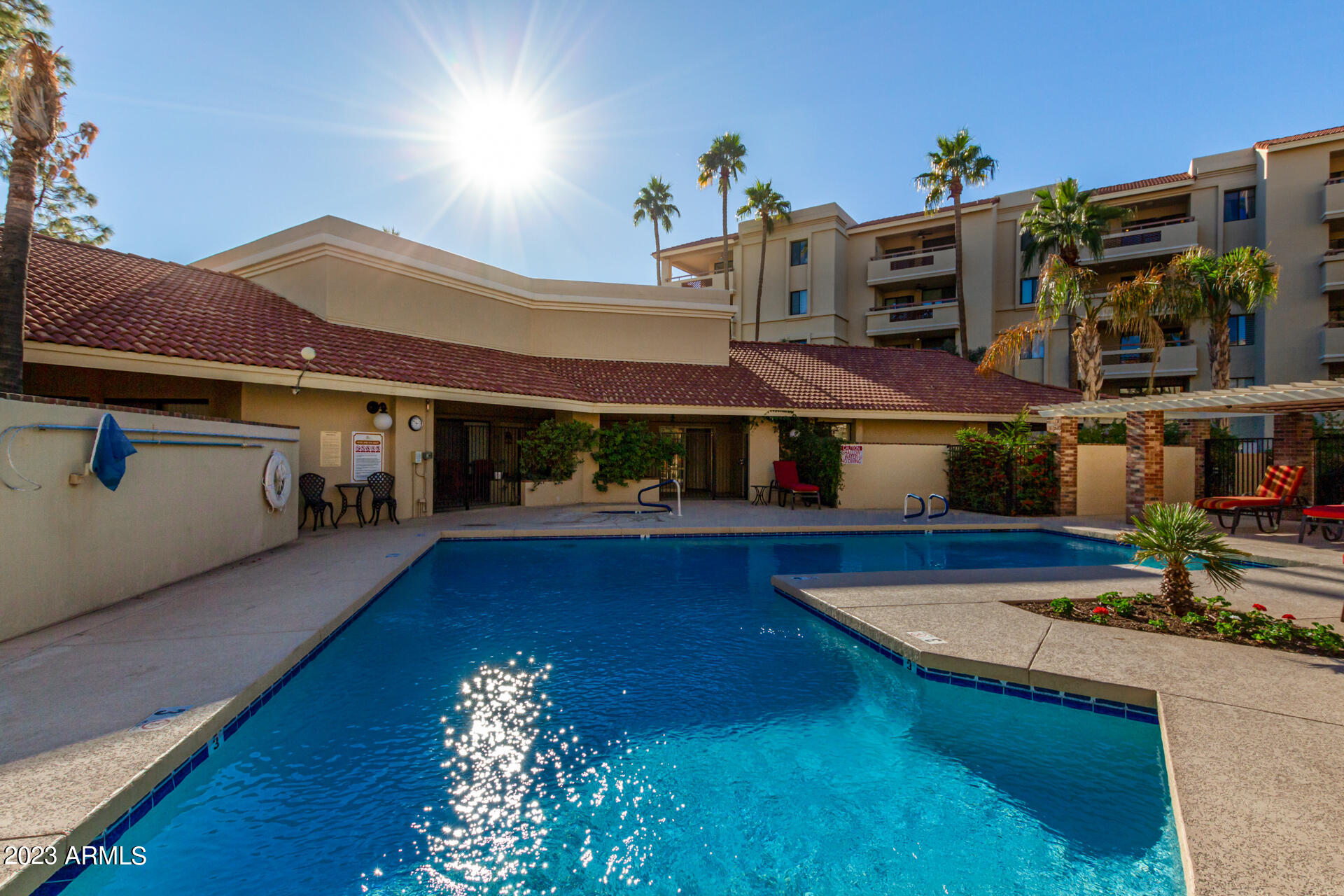 4200 N MILLER Road Unit: 512