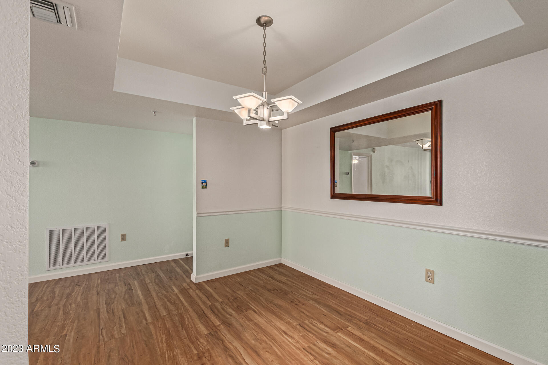 4200 N MILLER Road Unit: 512