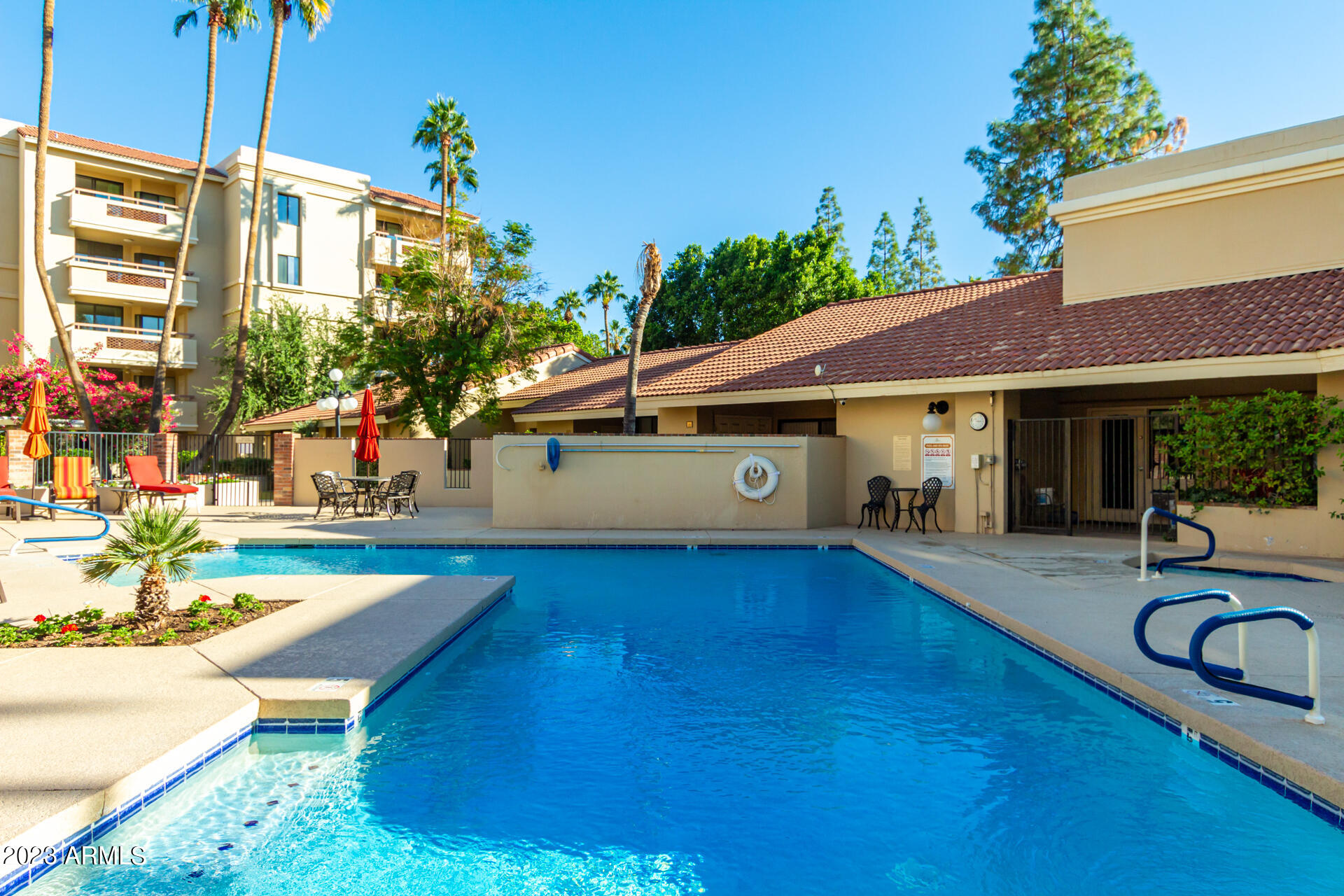 4200 N MILLER Road Unit: 512