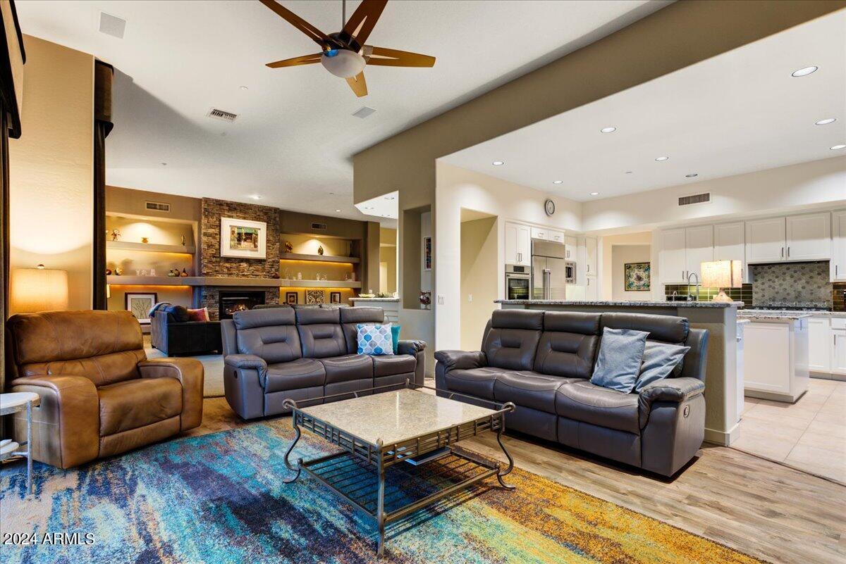 11040 E KAREN Drive
