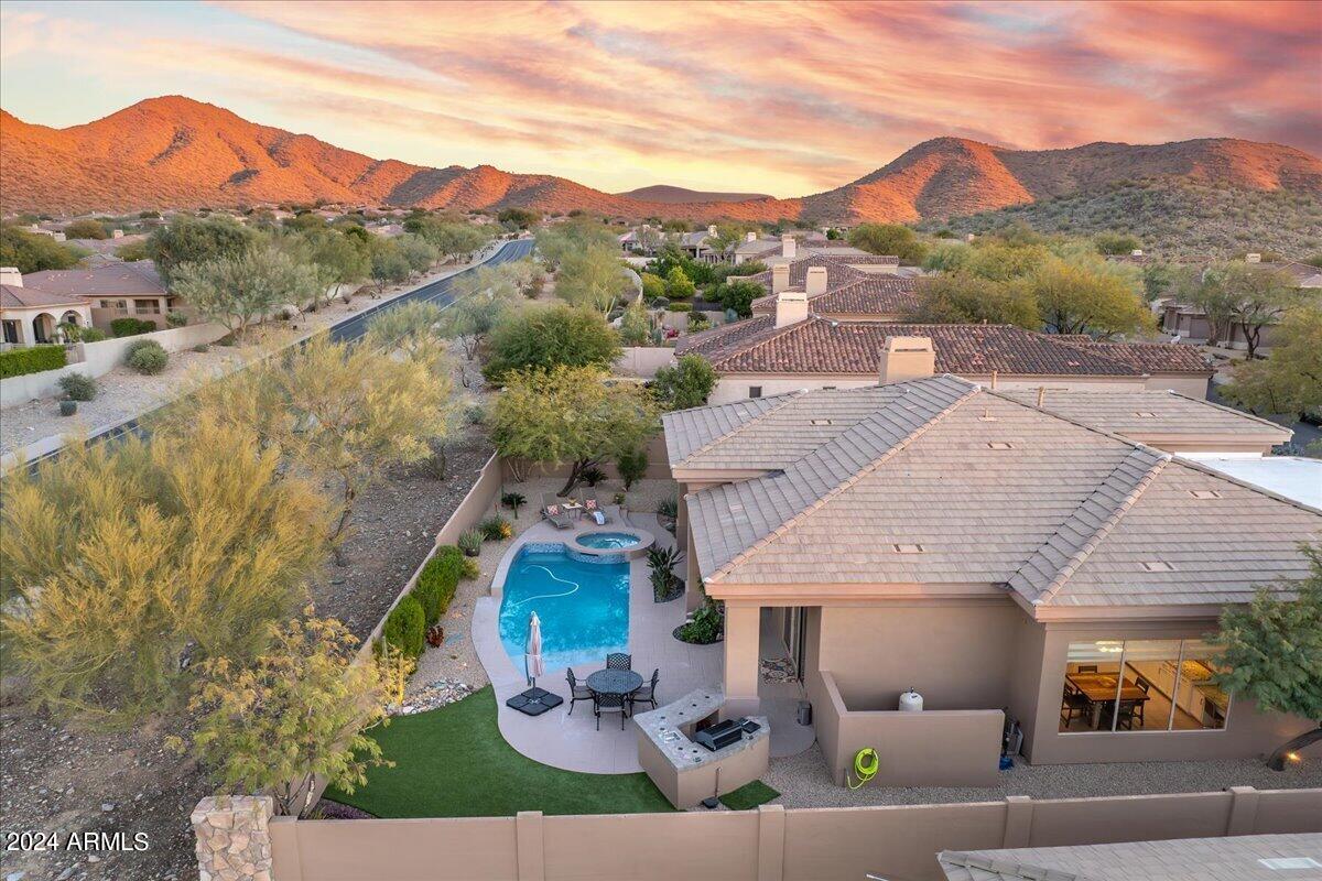 11040 E KAREN Drive