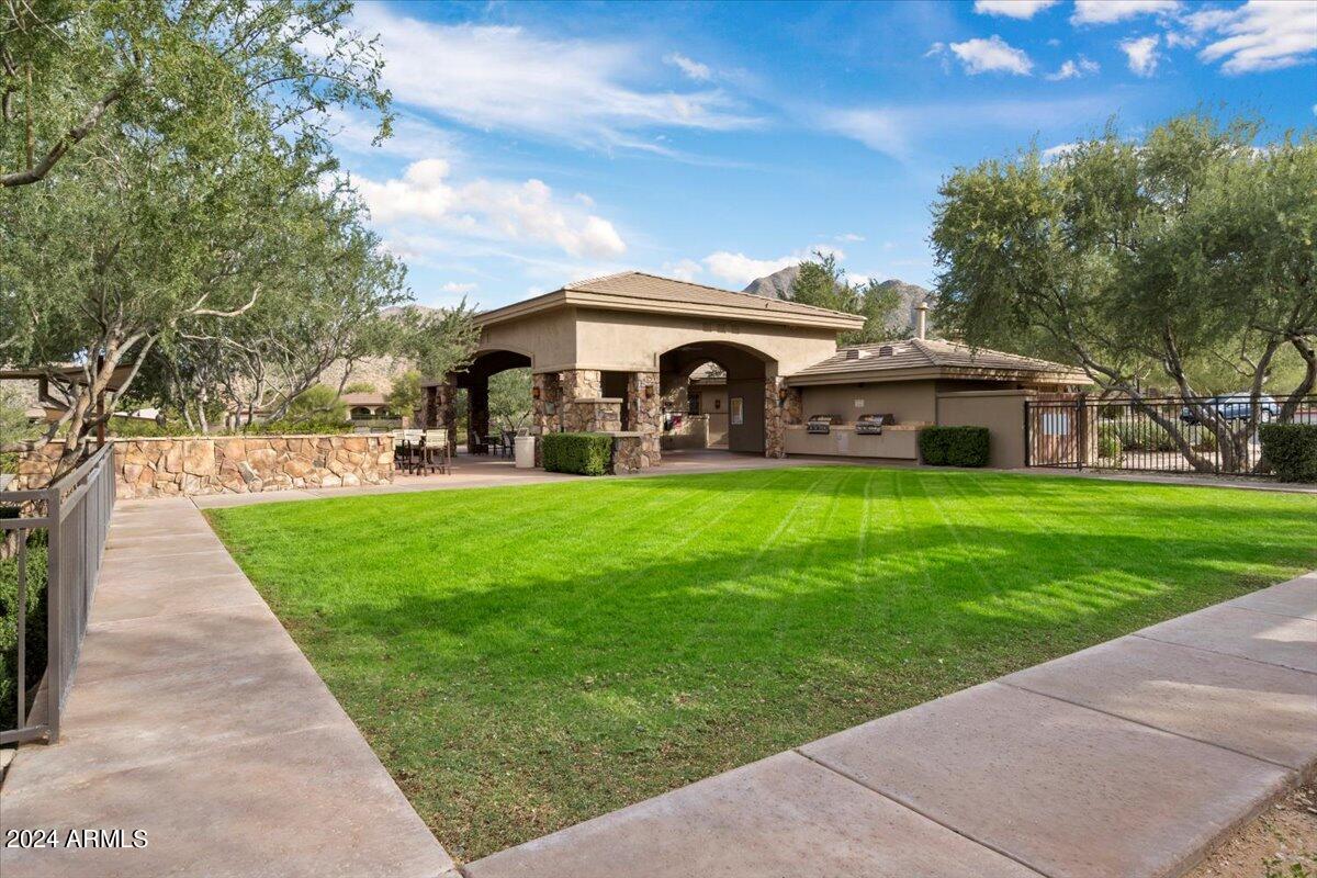 11040 E KAREN Drive
