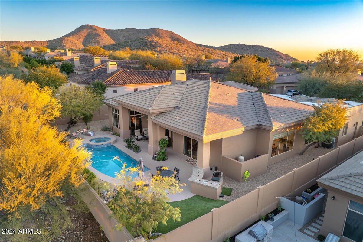 11040 E KAREN Drive