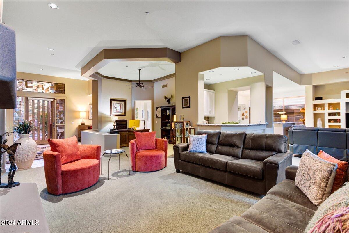 11040 E KAREN Drive
