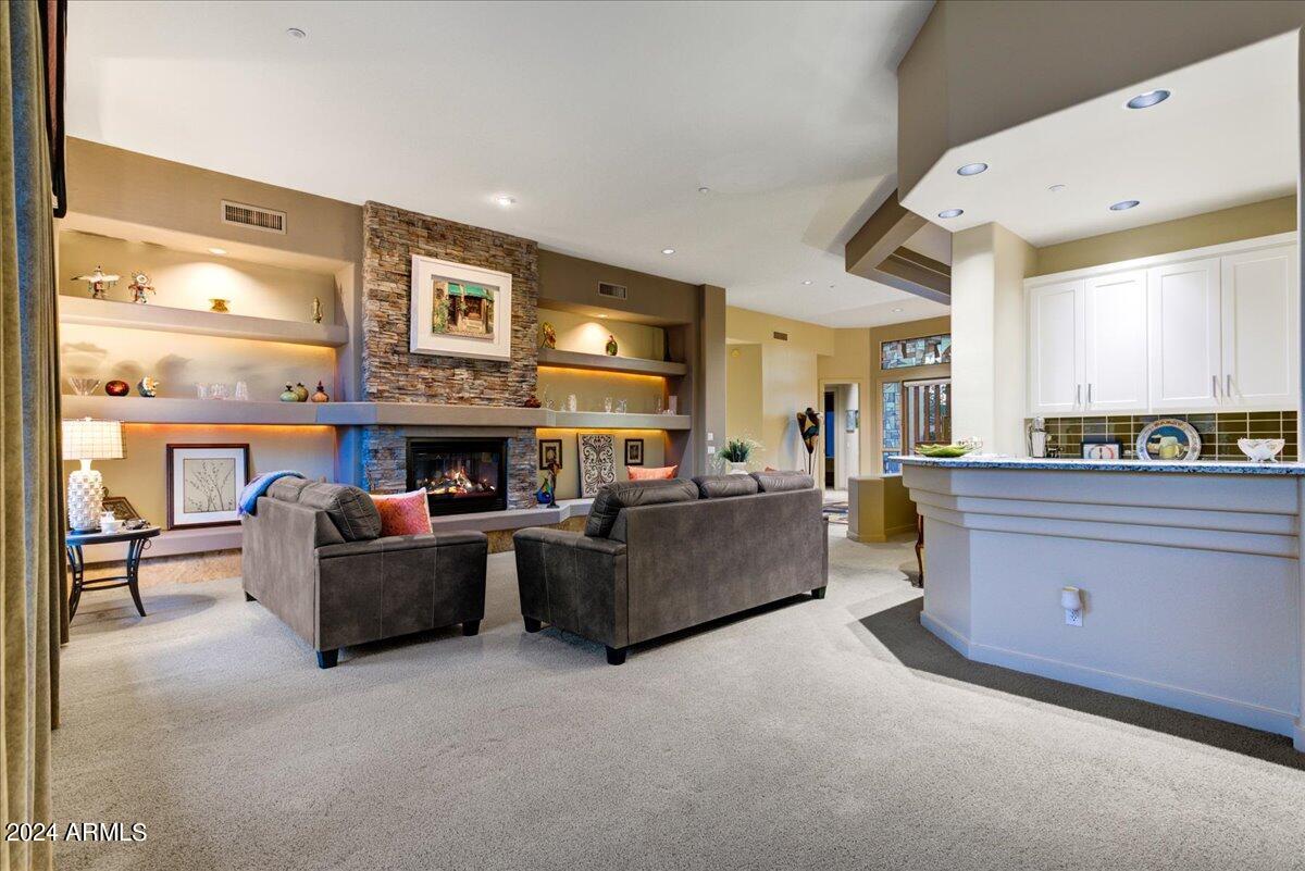 11040 E KAREN Drive
