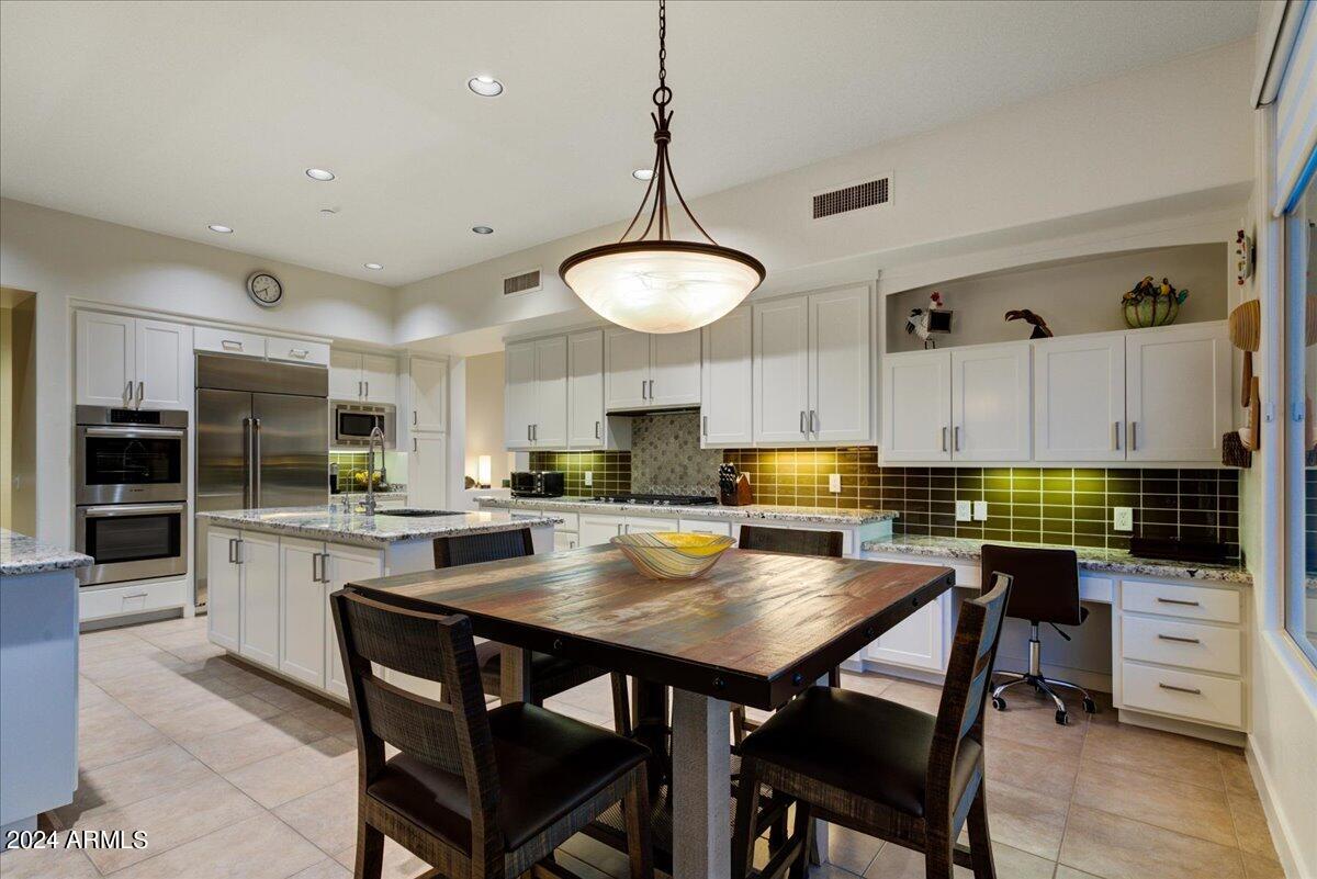 11040 E KAREN Drive