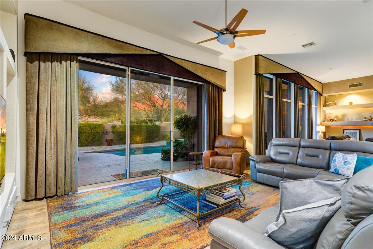 11040 E KAREN Drive