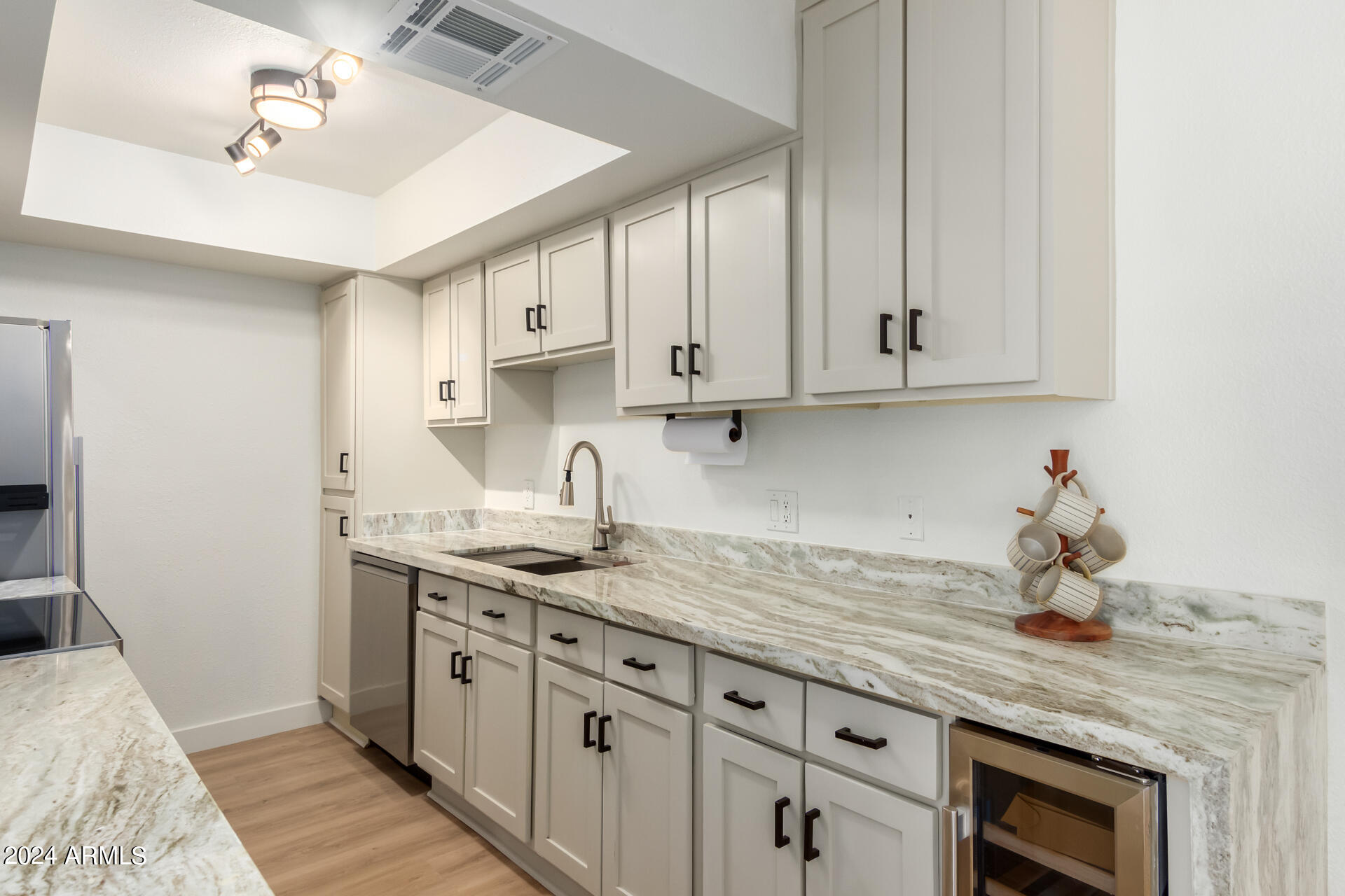 7350 N Via Paseo del Sur, O109