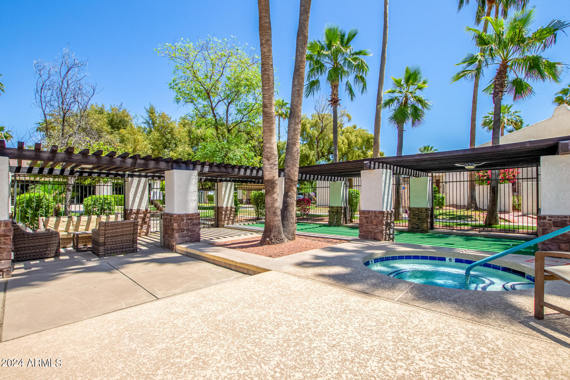 7350 N Via Paseo del Sur, O109