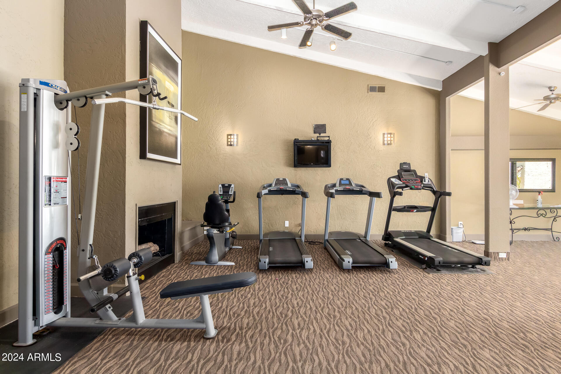 7350 N Via Paseo del Sur, O109