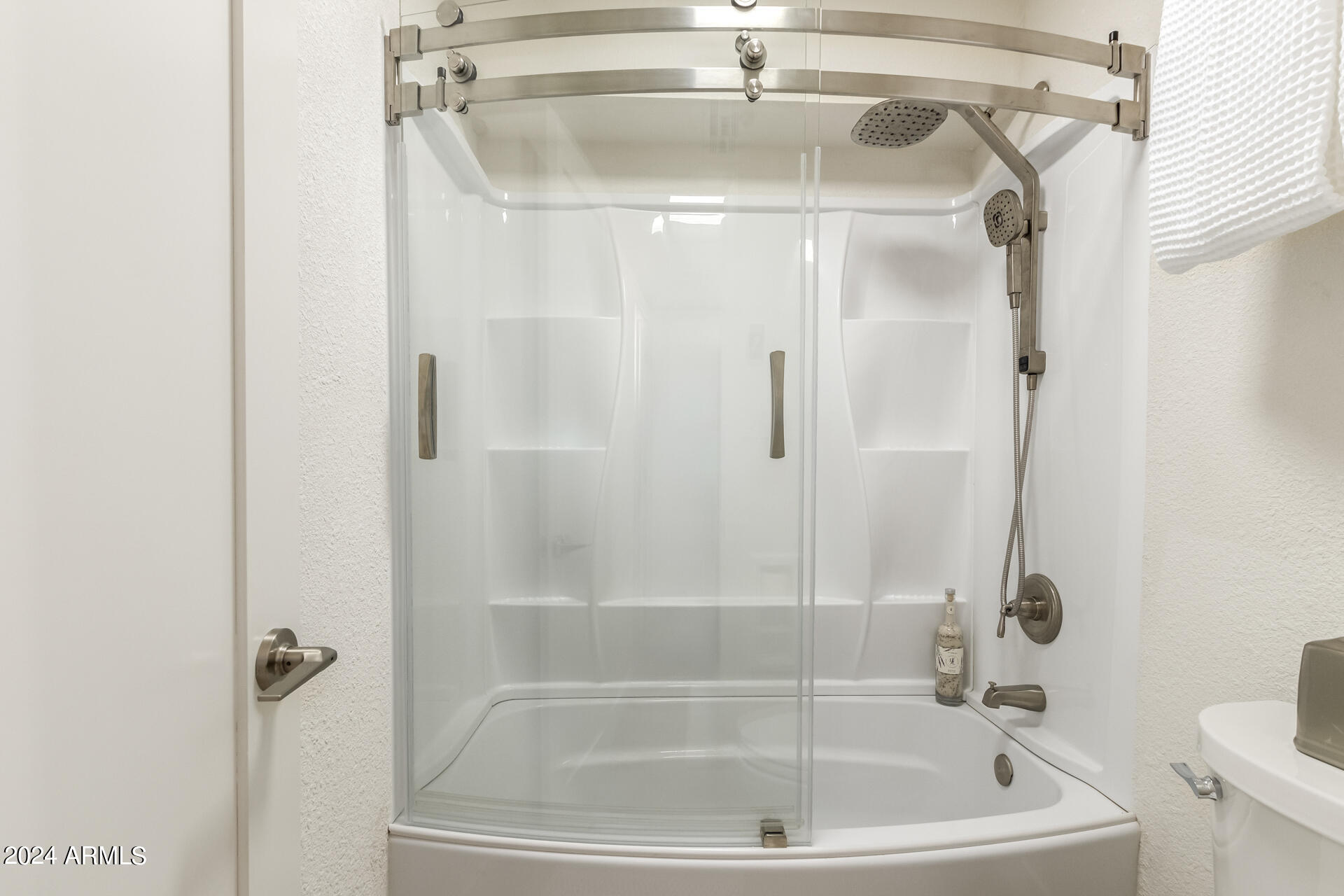 7350 N Via Paseo del Sur, O109