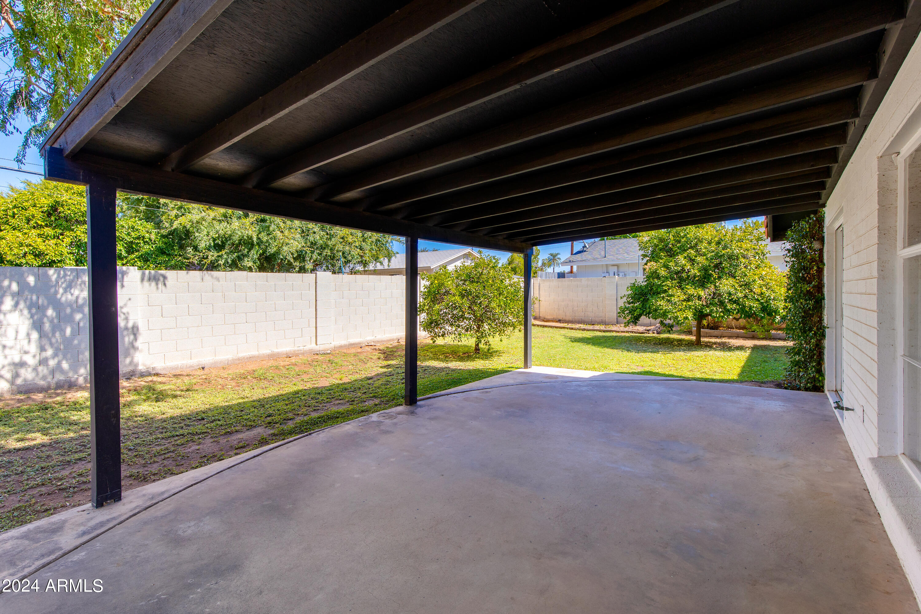 4924 E MULBERRY Drive