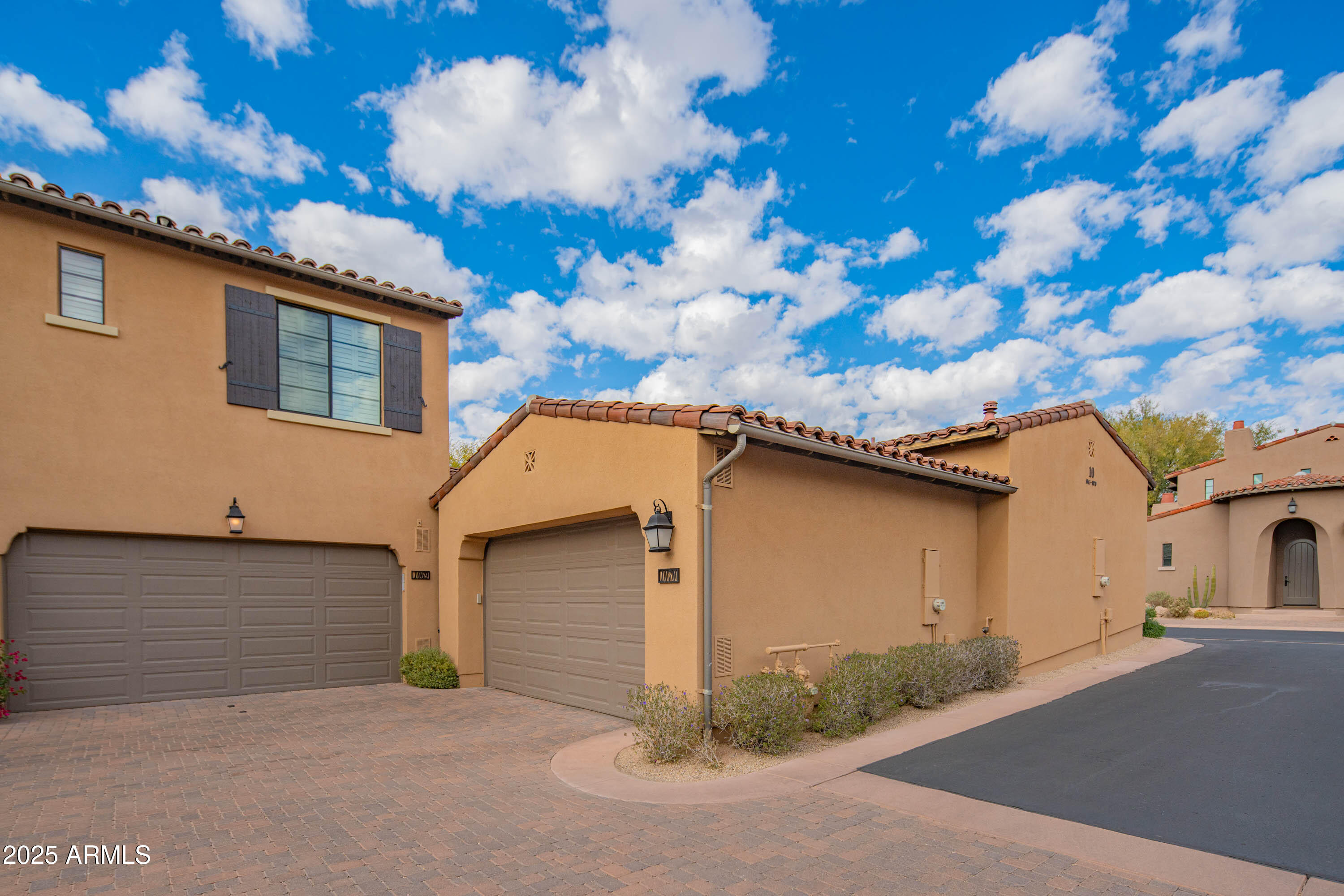 20704 N 90TH Place, 1070