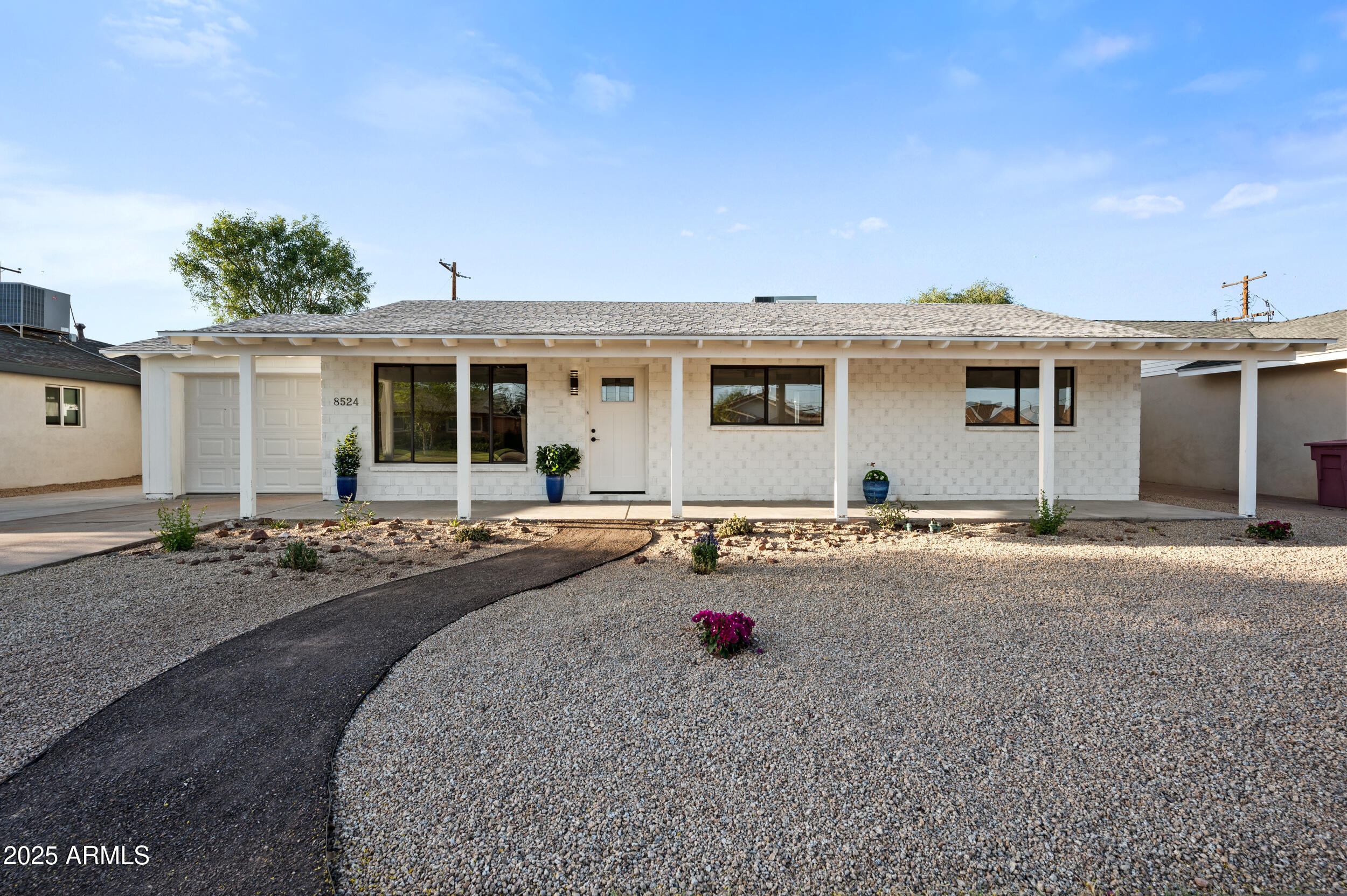 8524 E MARIPOSA Drive