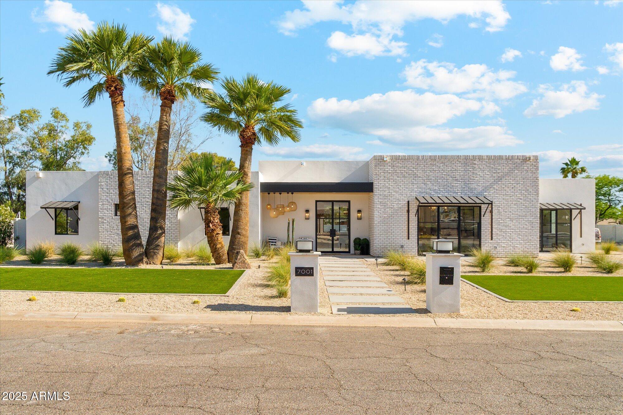 7001 E JOAN DE ARC Avenue