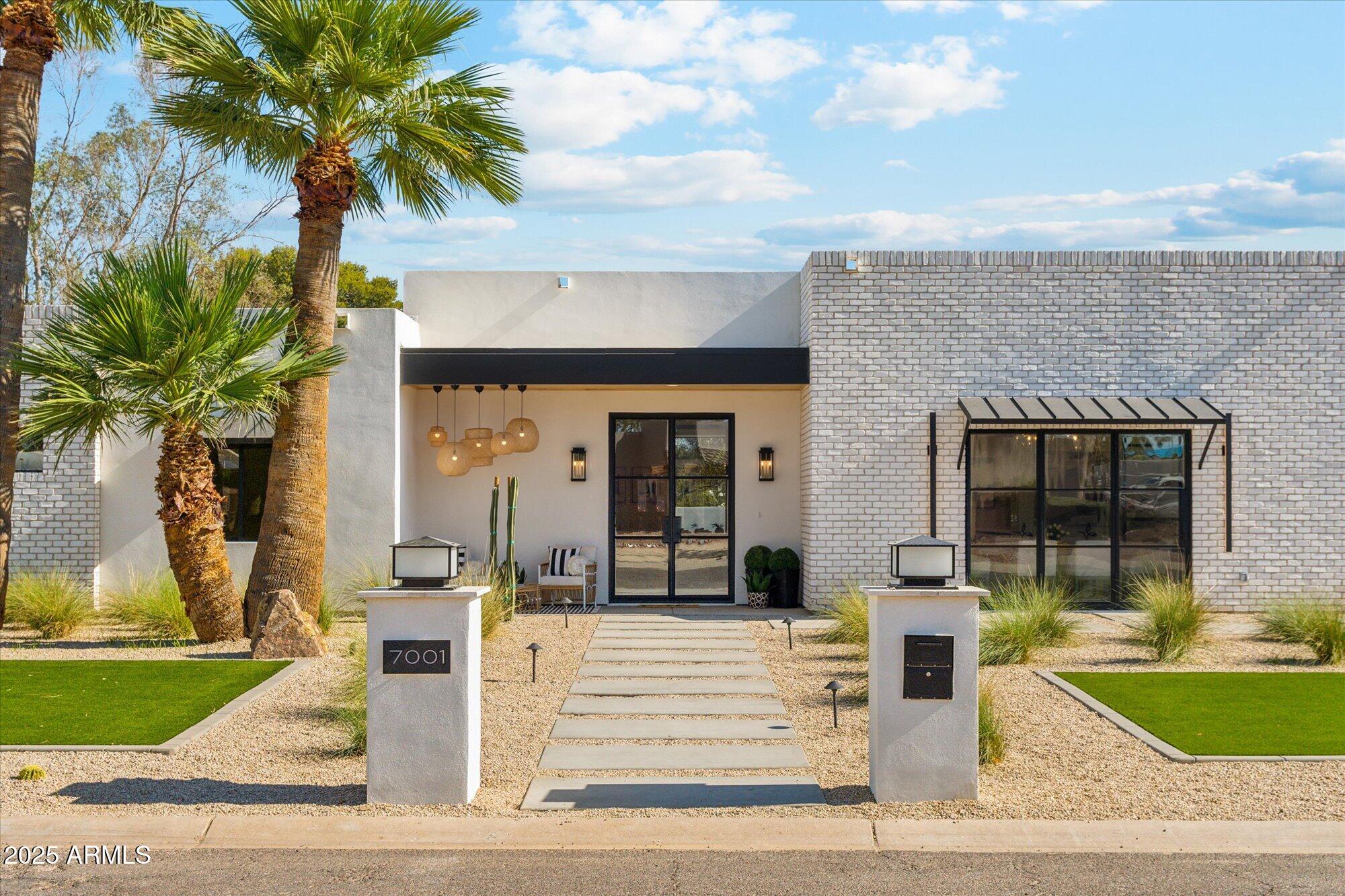 7001 E JOAN DE ARC Avenue