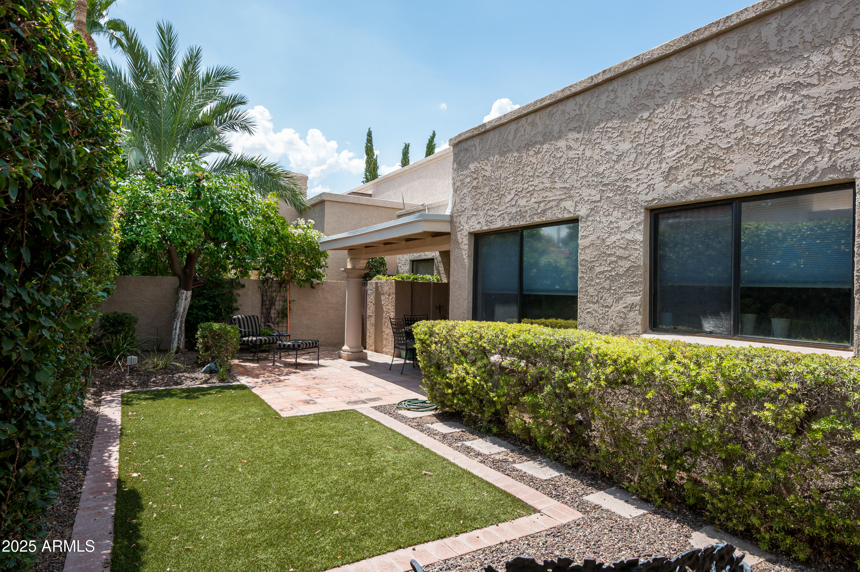 6603 N 78TH Place