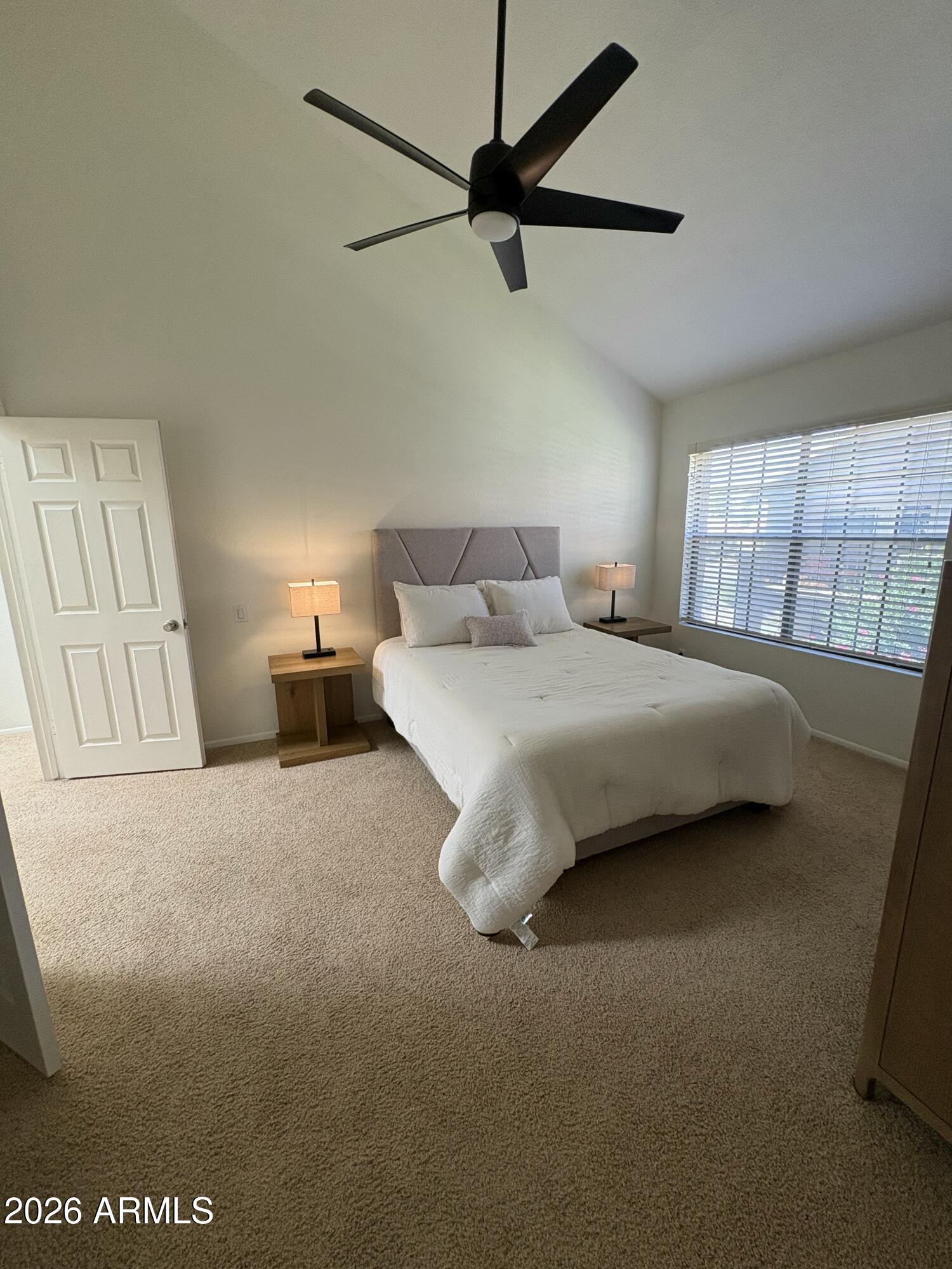10017 E MOUNTAIN VIEW Road 1073