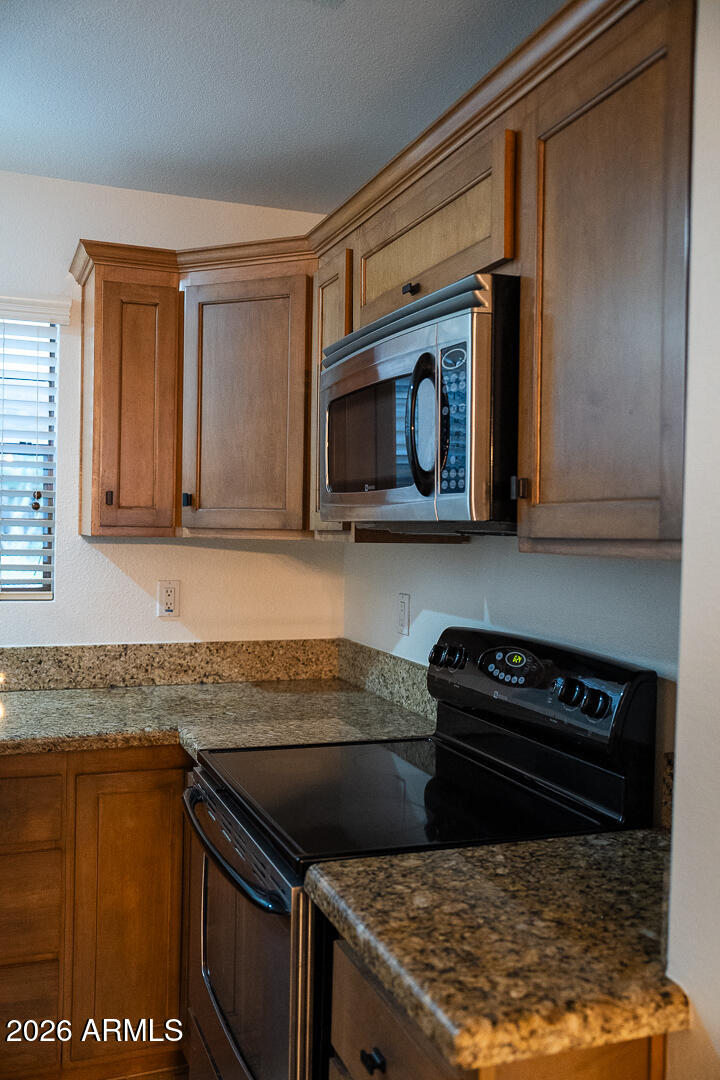 10017 E MOUNTAIN VIEW Road 1073