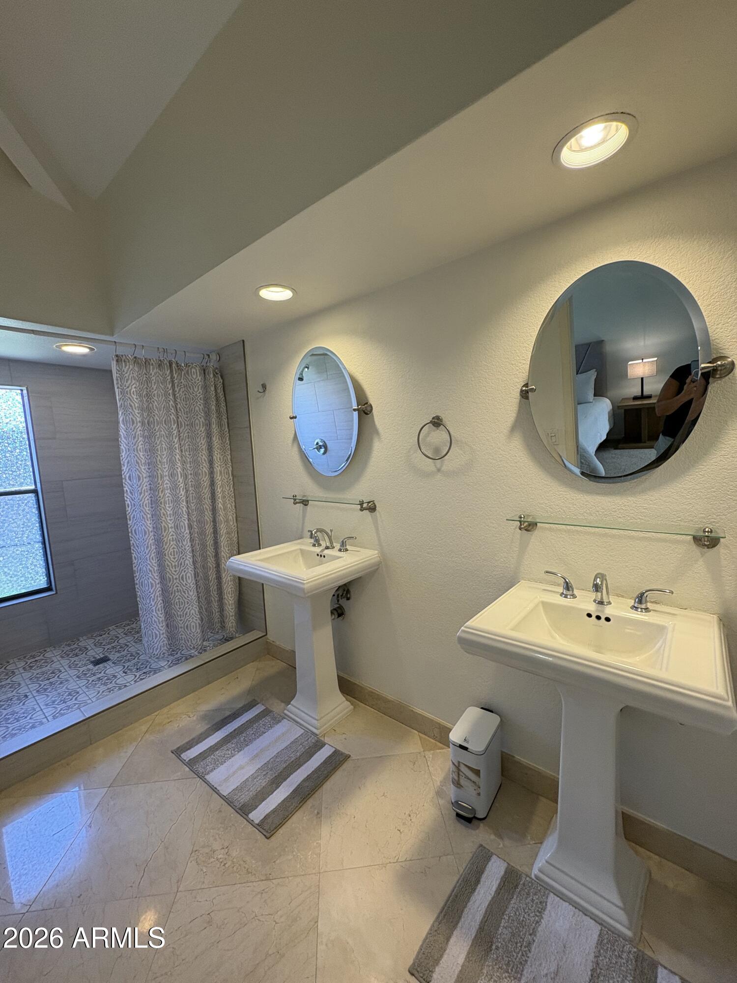 10017 E MOUNTAIN VIEW Road 1073