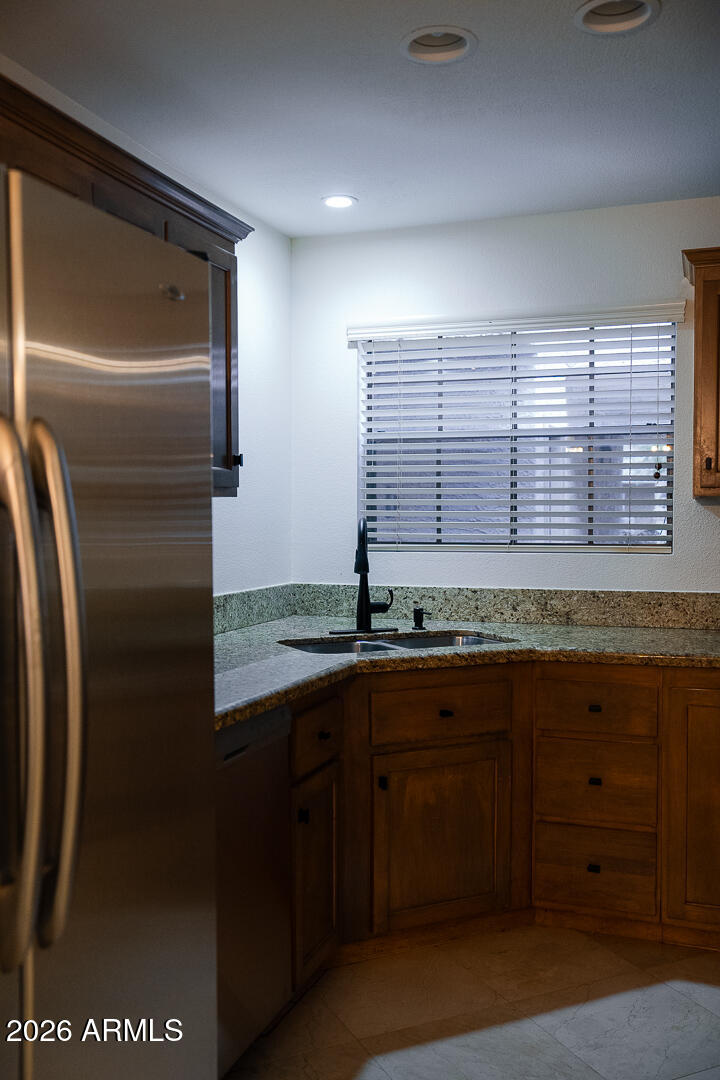10017 E MOUNTAIN VIEW Road 1073