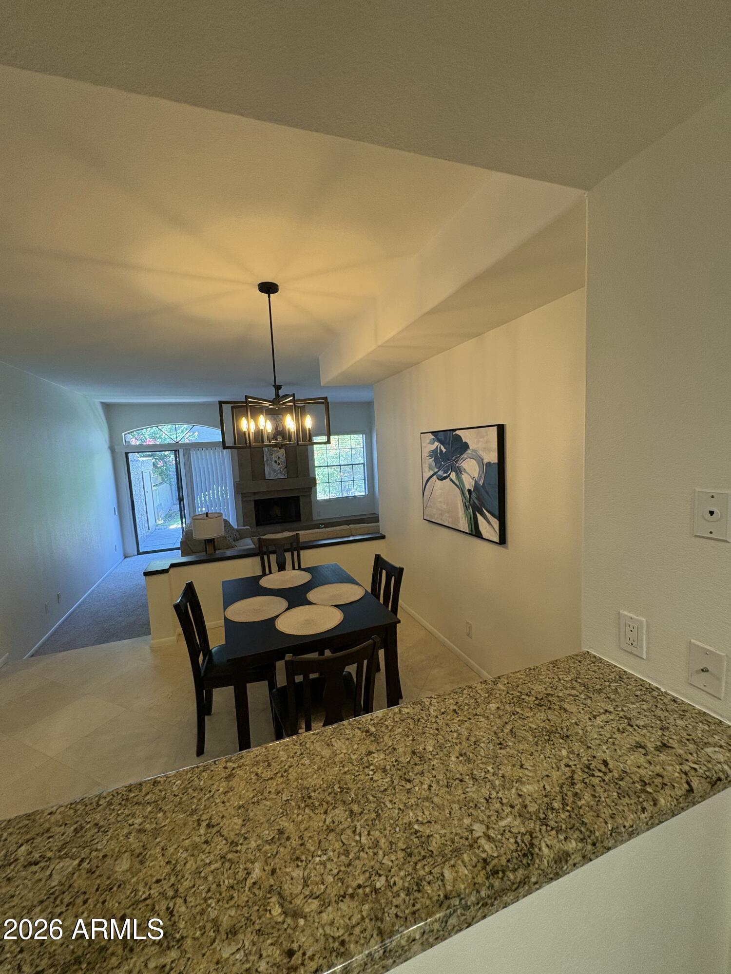 10017 E MOUNTAIN VIEW Road 1073