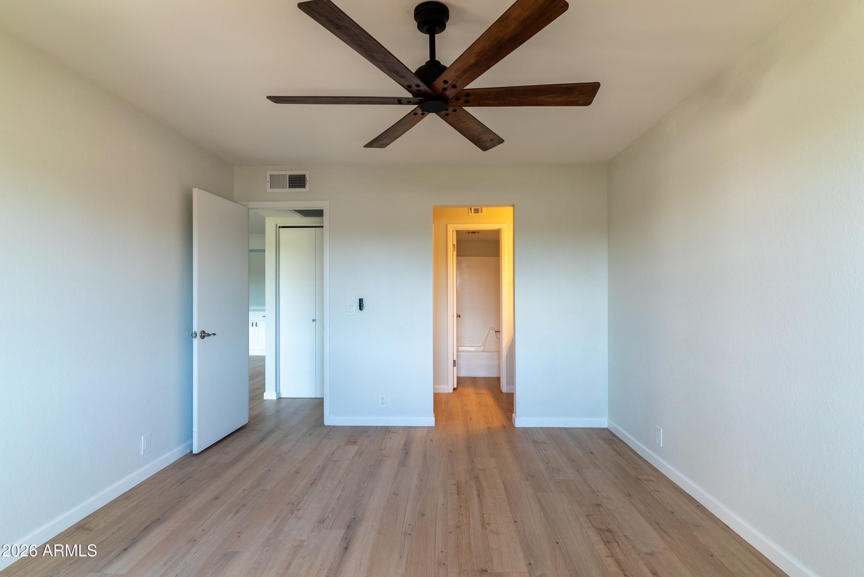 4150 E CACTUS Road 216