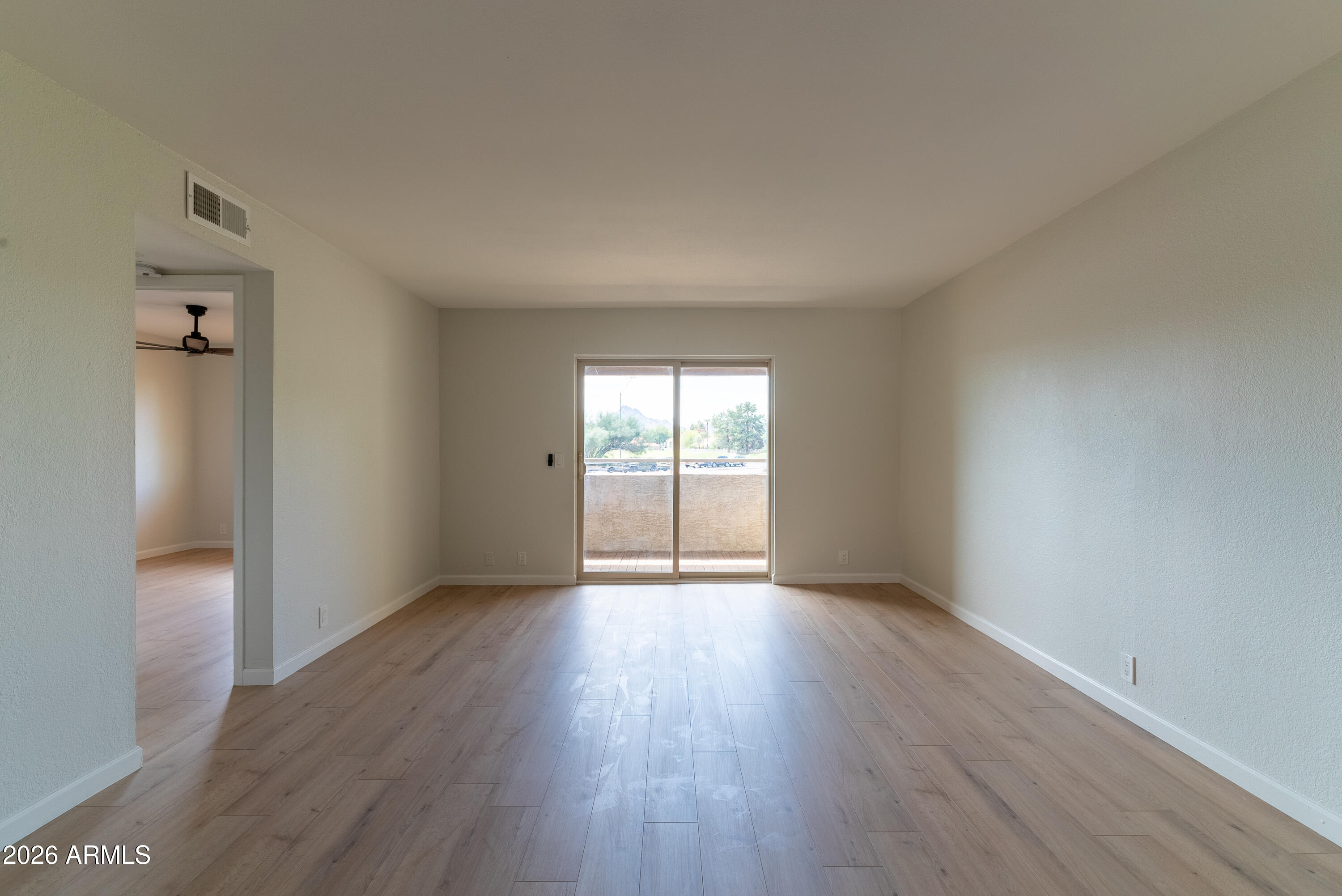 4150 E CACTUS Road 216