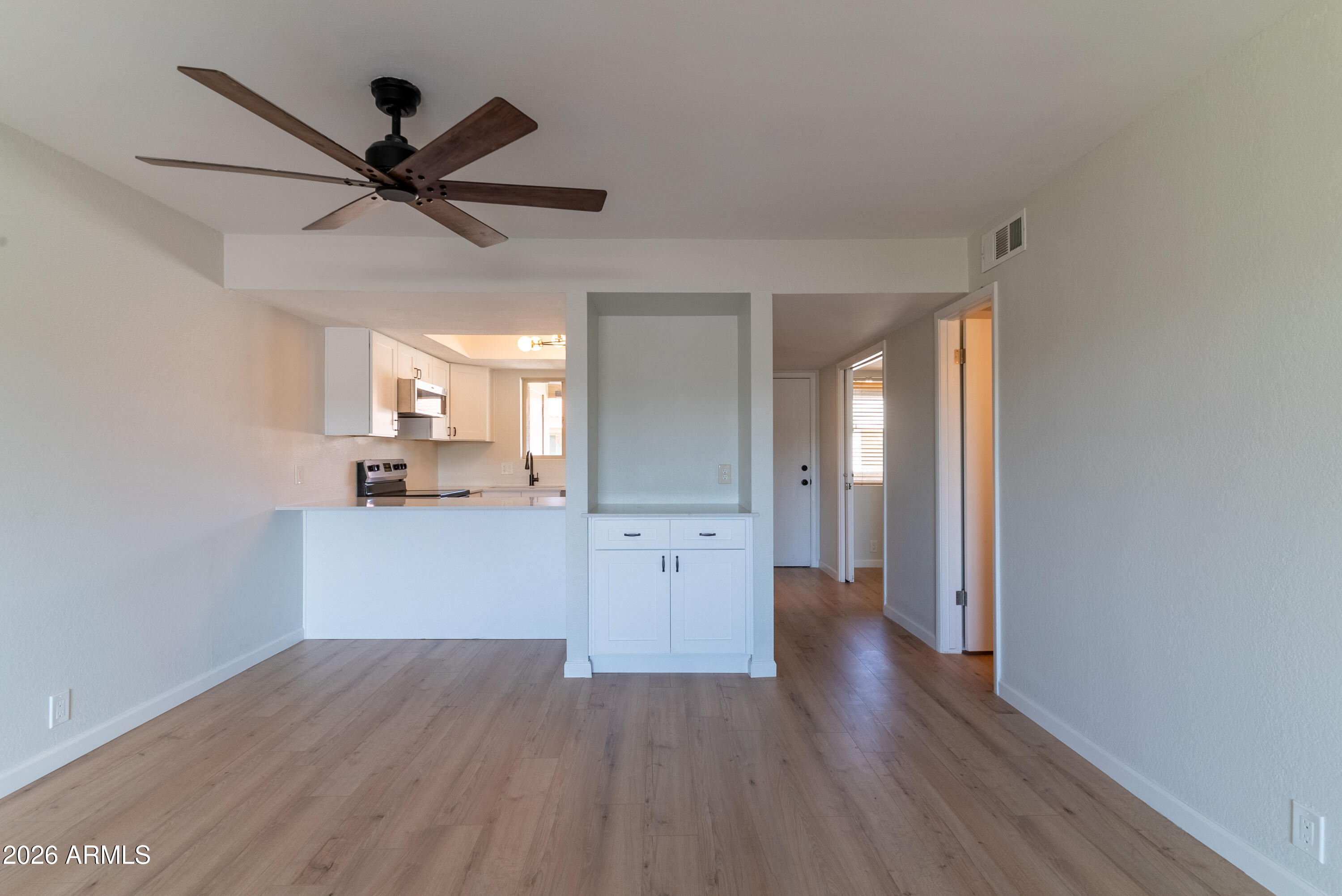 4150 E CACTUS Road 216