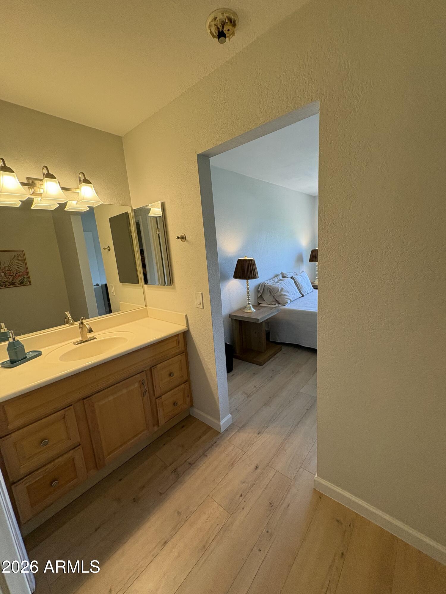 4150 E CACTUS Road 216