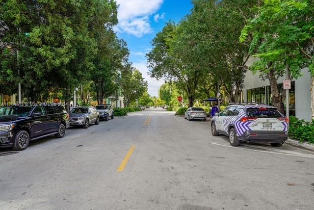 29 NE 44th St
