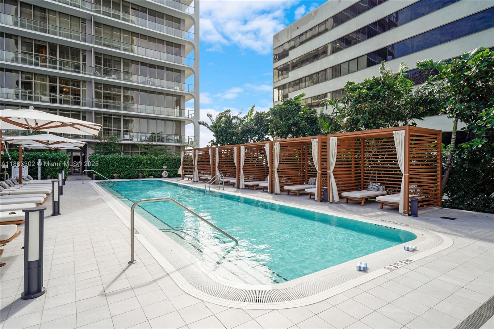 2655 S Bayshore Dr # 405