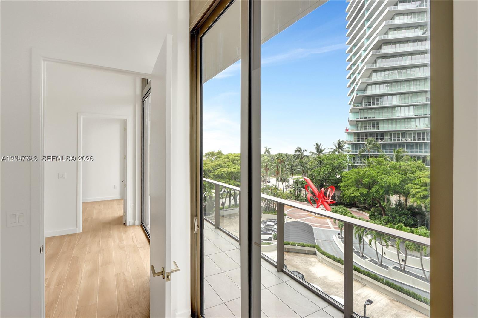 2655 S Bayshore Dr # 403