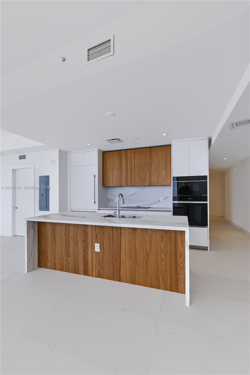 1400 Biscayne Blvd # 3501