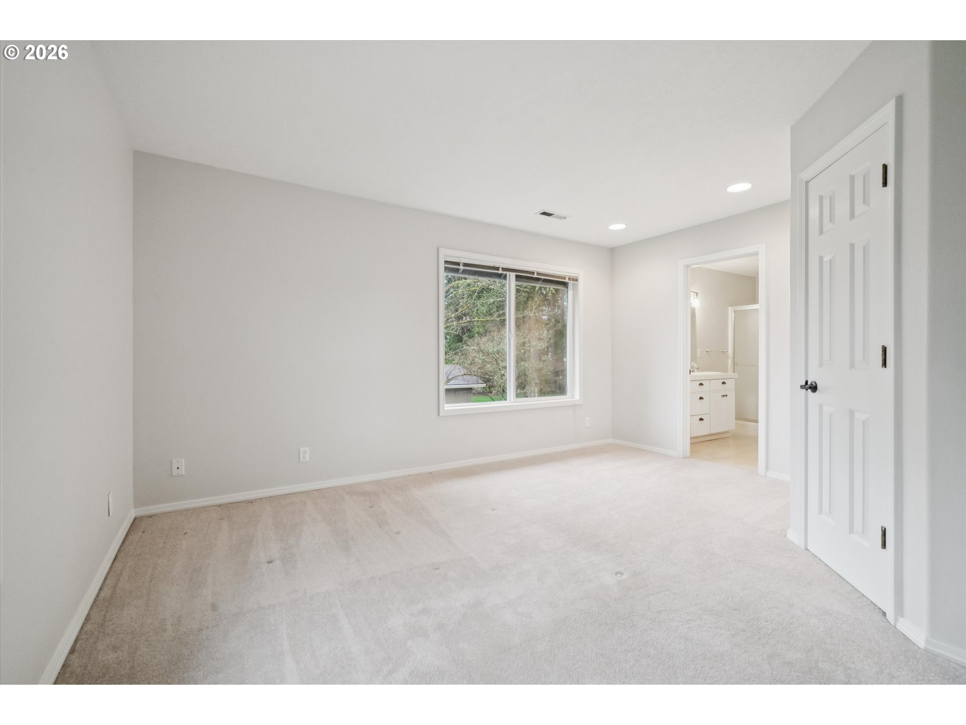 892 SE 54TH AVE