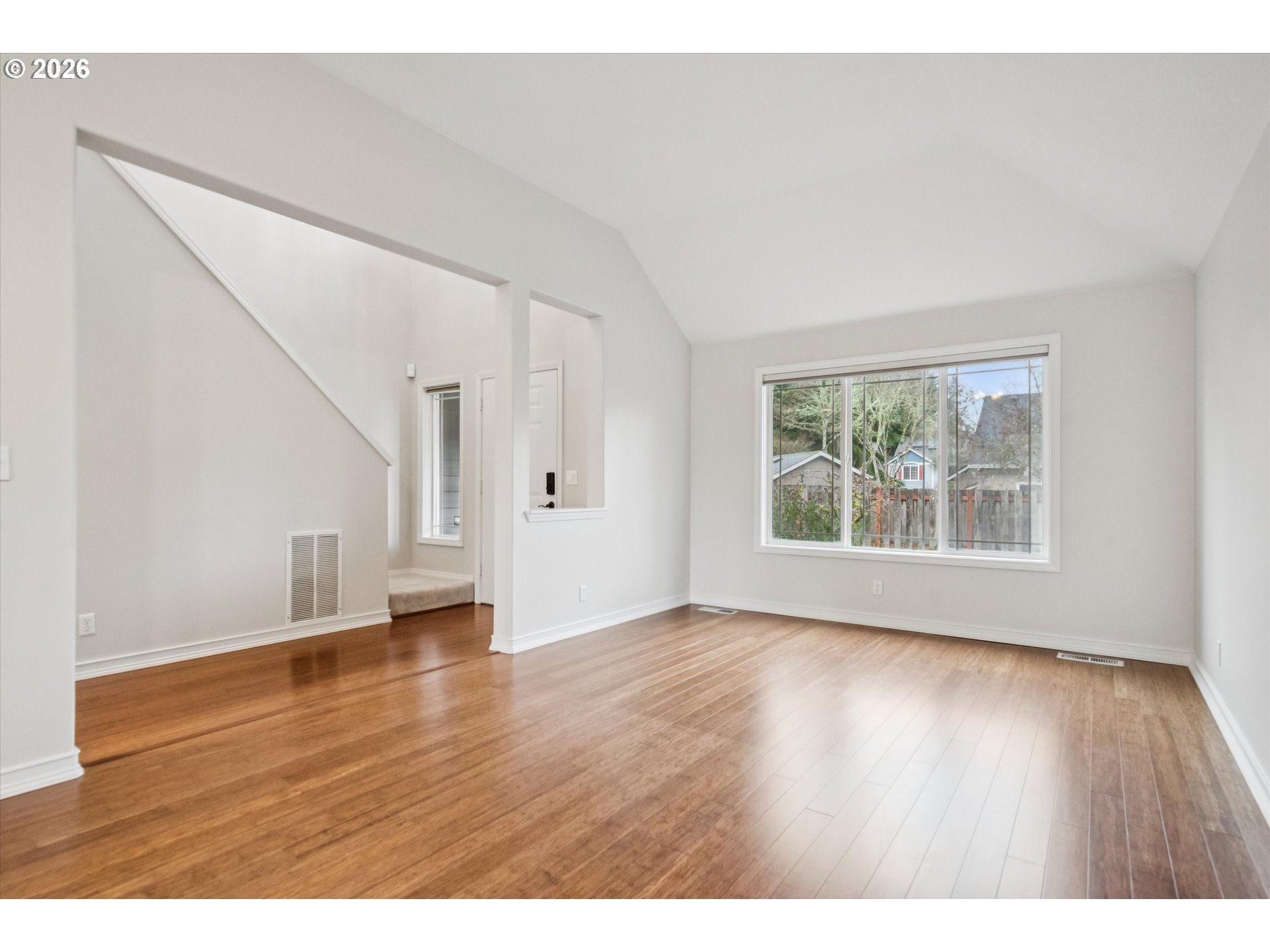892 SE 54TH AVE