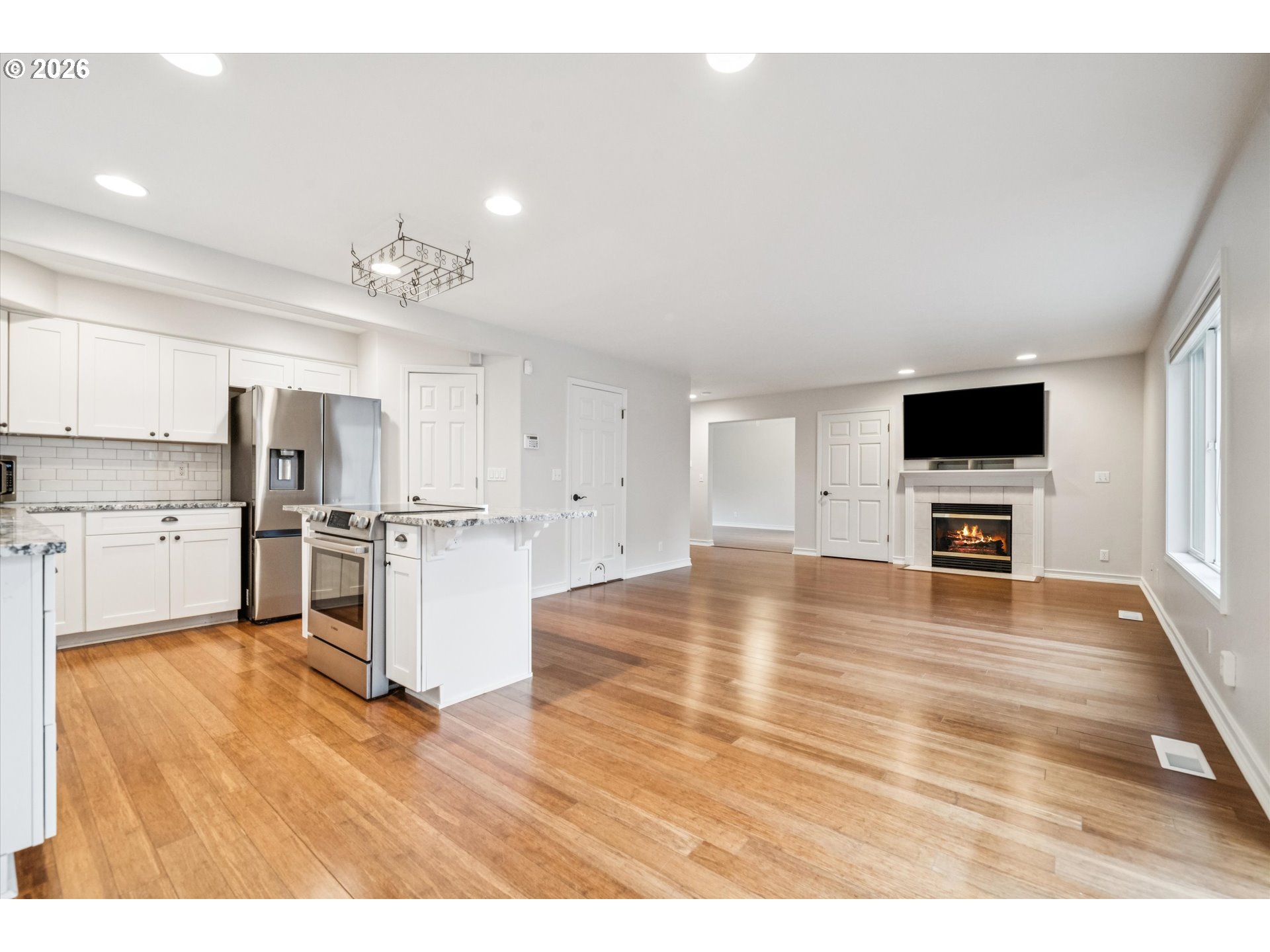 892 SE 54TH AVE