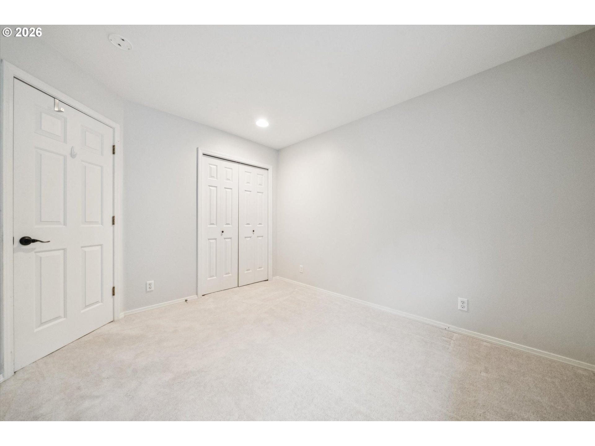 892 SE 54TH AVE
